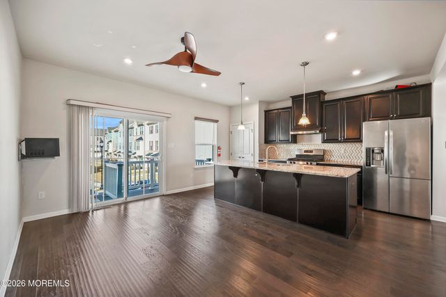 605 Bayside Court, South Amboy, NJ 08879