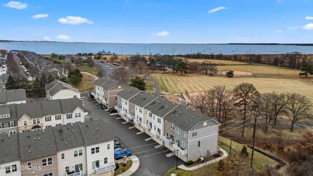 605 Bayside Court, South Amboy, NJ 08879