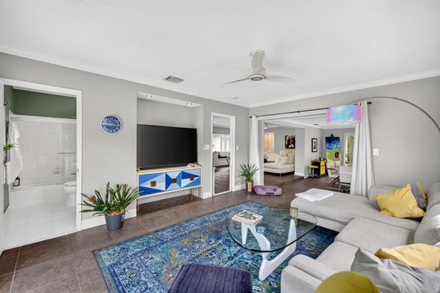 1948 NE 7TH Terrace, Wilton Manors, FL 33305