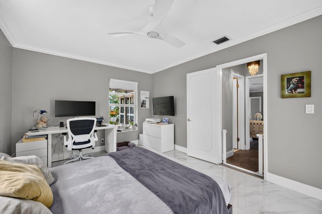 1948 NE 7TH Terrace, Wilton Manors, FL 33305