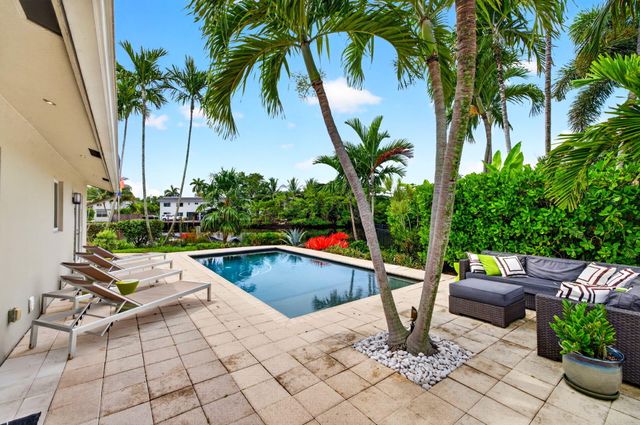 1948 NE 7TH Terrace, Wilton Manors, FL 33305