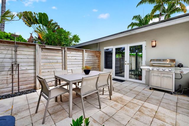 1948 NE 7TH Terrace, Wilton Manors, FL 33305