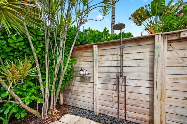 1948 NE 7TH Terrace, Wilton Manors, FL 33305
