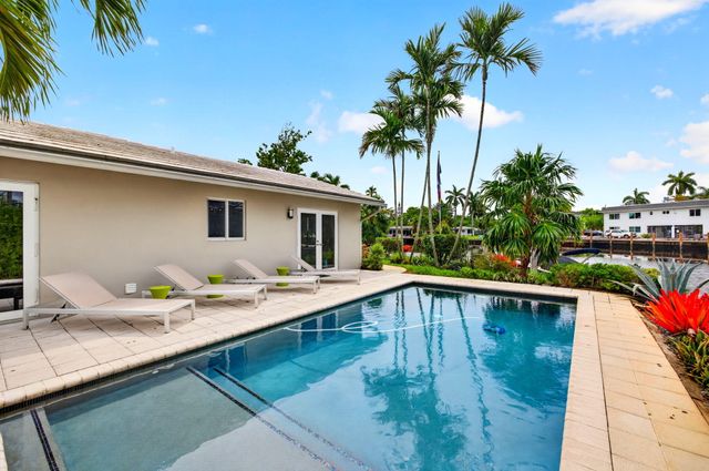 1948 NE 7TH Terrace, Wilton Manors, FL 33305