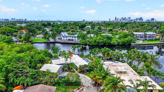 1948 NE 7TH Terrace, Wilton Manors, FL 33305