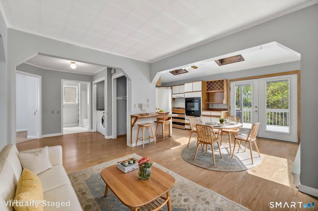 19 High Street, Groton, CT 06340