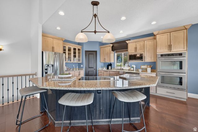 141 TAYLOR AVE, Ogden, UT 84404