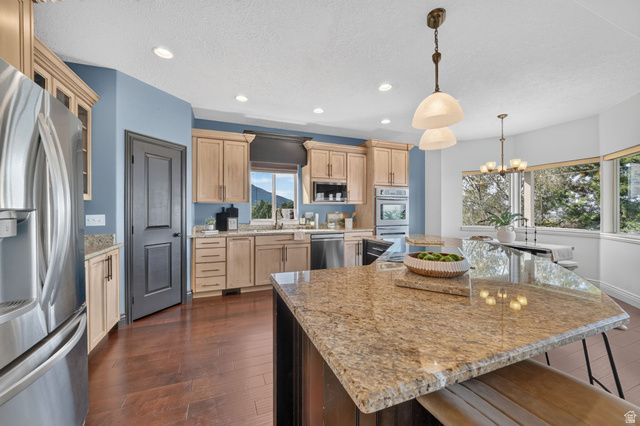 141 TAYLOR AVE, Ogden, UT 84404