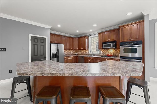 1901 KINGS FOREST TRL, Mount Airy, MD 21771