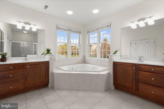 1901 KINGS FOREST TRL, Mount Airy, MD 21771