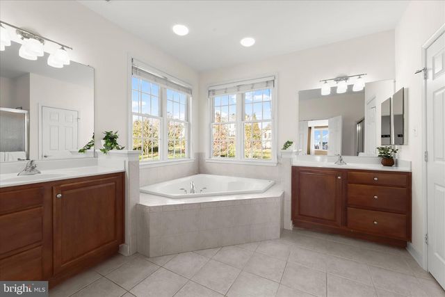 1901 KINGS FOREST TRL, Mount Airy, MD 21771