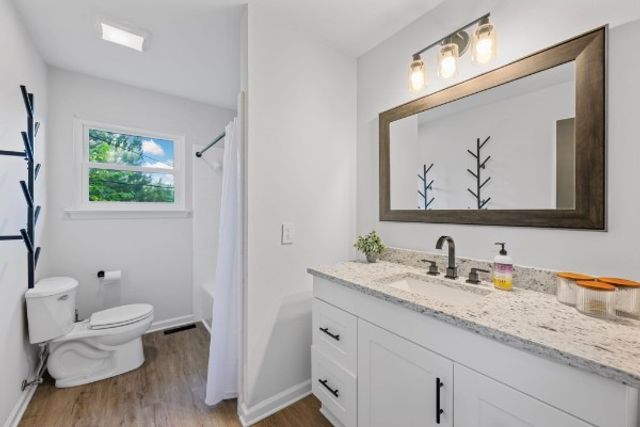 1220 Franklin Dr, Chattanooga, TN 37421