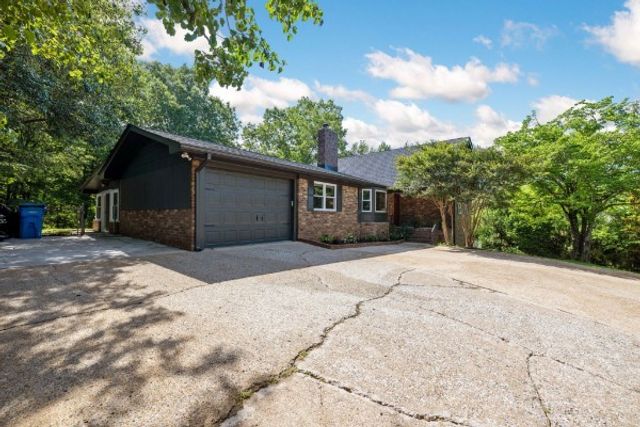 1220 Franklin Dr, Chattanooga, TN 37421