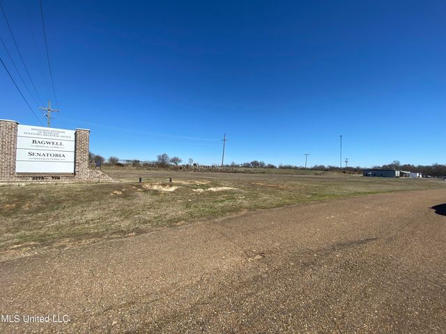 2776 Highway 51, Senatobia, MS 38668
