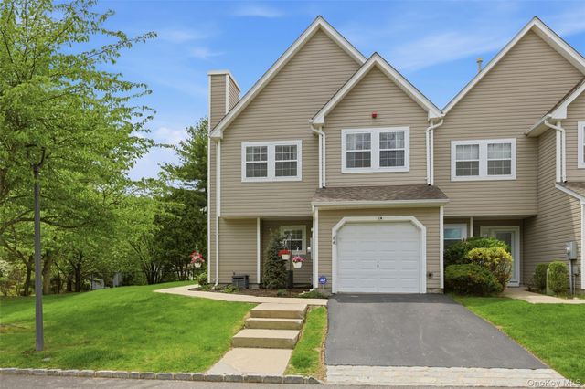 84 Erik Drive, East Setauket, NY 11733