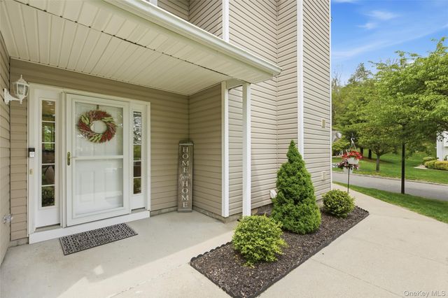 84 Erik Drive, East Setauket, NY 11733