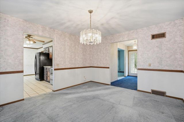 5302 Comanche Way, Madison, WI 53704