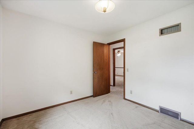 5302 Comanche Way, Madison, WI 53704