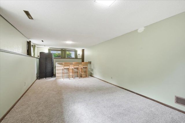 5302 Comanche Way, Madison, WI 53704