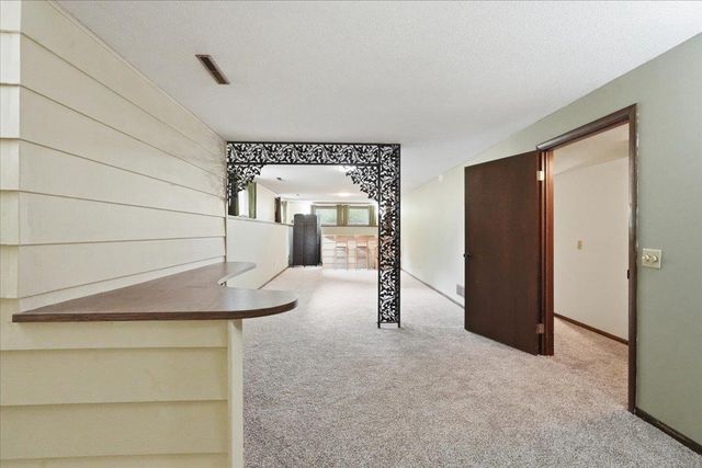5302 Comanche Way, Madison, WI 53704