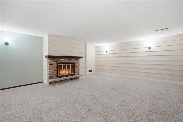 5302 Comanche Way, Madison, WI 53704