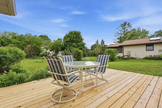 5302 Comanche Way, Madison, WI 53704