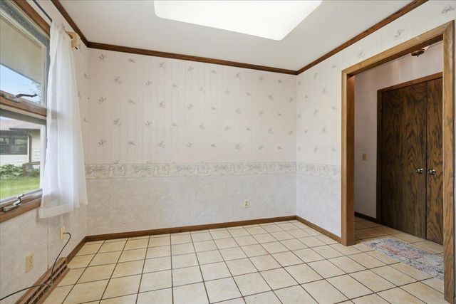5302 Comanche Way, Madison, WI 53704