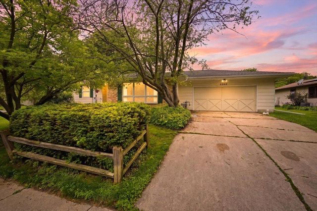 5302 Comanche Way, Madison, WI 53704