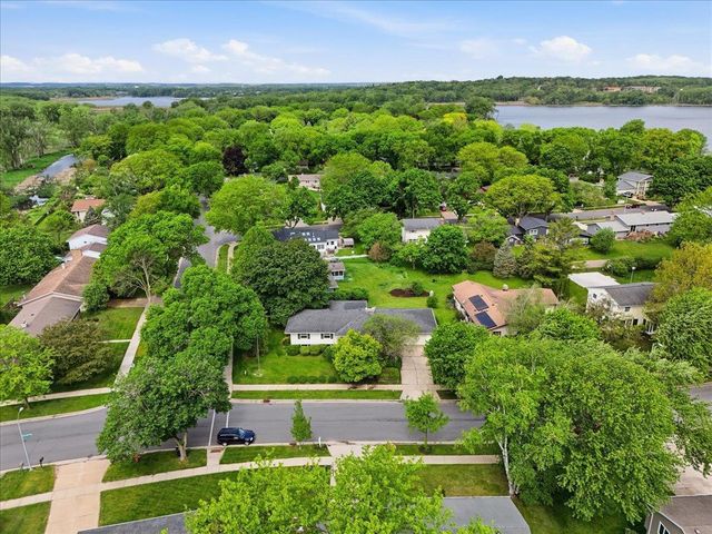 5302 Comanche Way, Madison, WI 53704