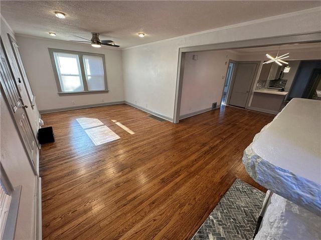 5414 Brooklyn Avenue, Kansas City, MO 64130