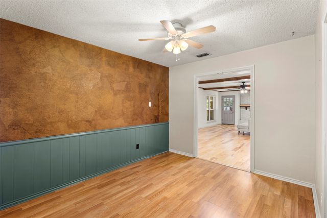 103 Cedar Drive, Oak Leaf, TX 75154