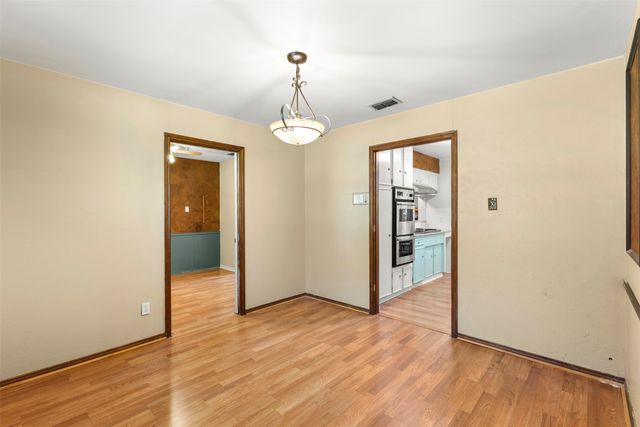 103 Cedar Drive, Oak Leaf, TX 75154