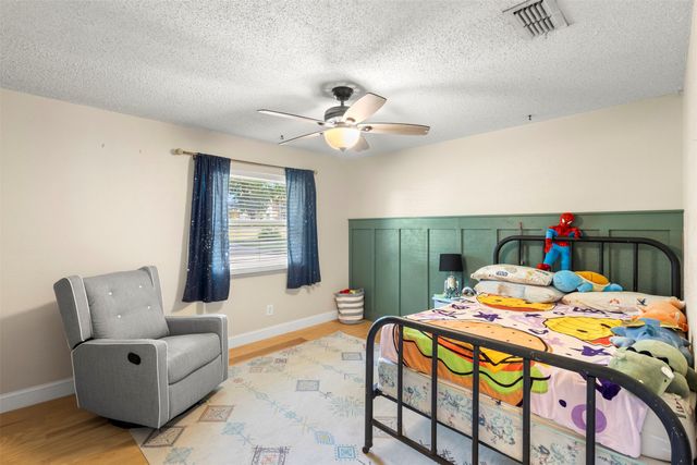 103 Cedar Drive, Oak Leaf, TX 75154