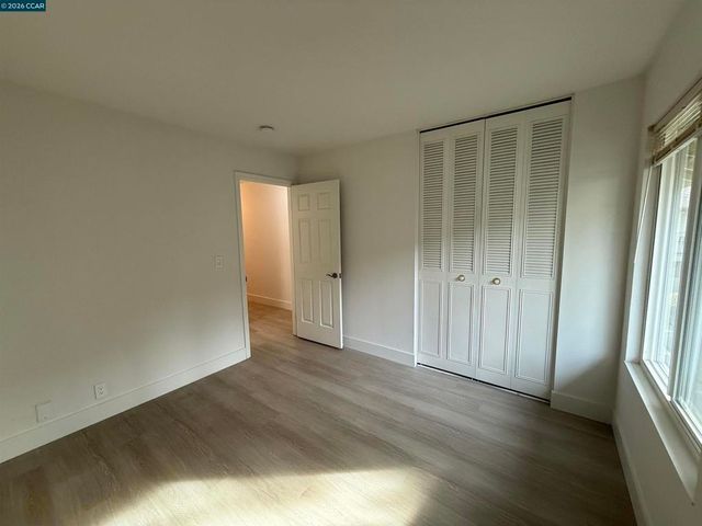 2564 Walnut Blvd, Walnut Creek, CA 94596
