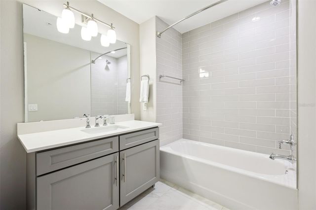 16300 COUNTY ROAD 455 302, Montverde, FL 34756