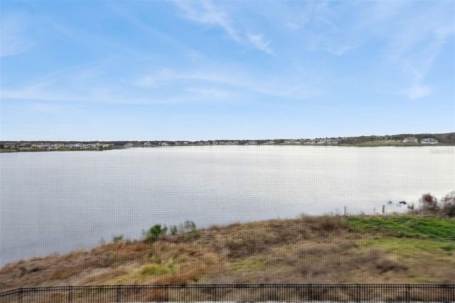 16300 COUNTY ROAD 455 302, Montverde, FL 34756