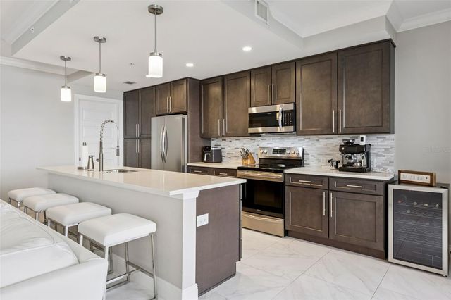 16300 COUNTY ROAD 455 302, Montverde, FL 34756