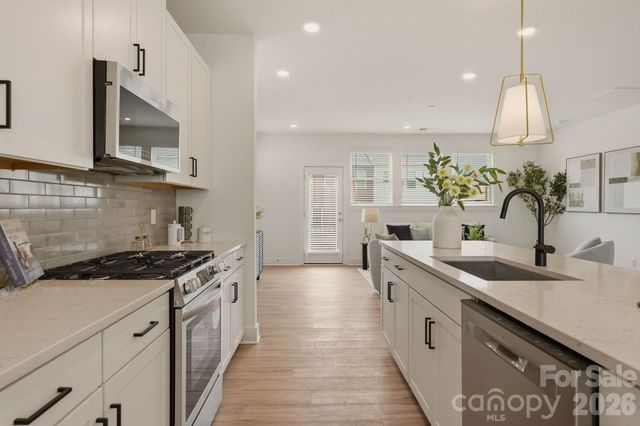4007 Bass River Parkway, Charlotte, NC 28217