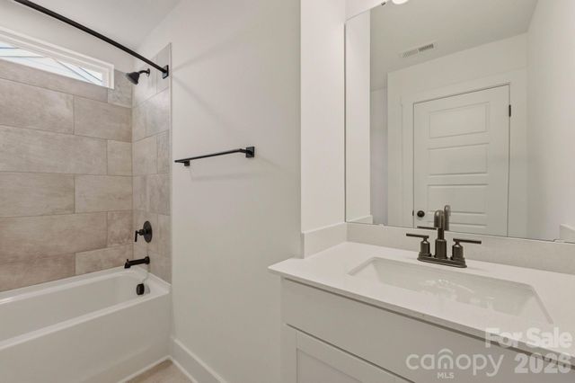 4007 Bass River Parkway, Charlotte, NC 28217