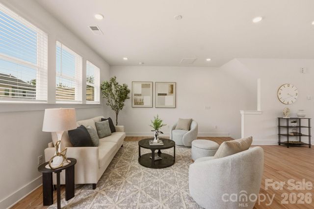 4007 Bass River Parkway, Charlotte, NC 28217