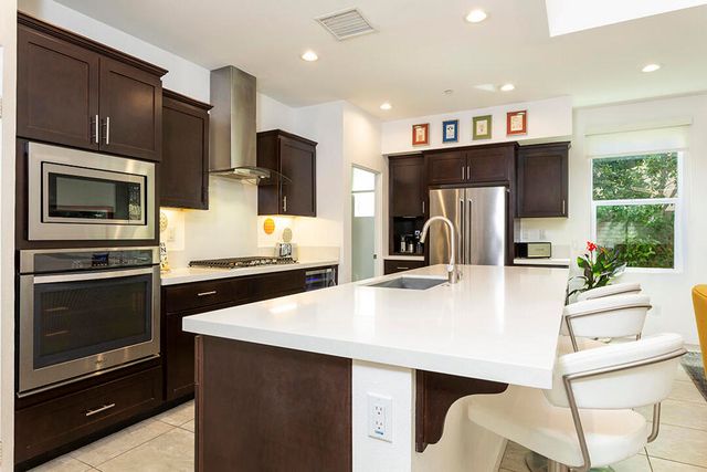 436 Tan Oak Drive, Palm Springs, CA 92262