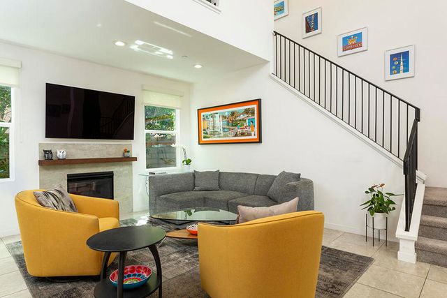 436 Tan Oak Drive, Palm Springs, CA 92262
