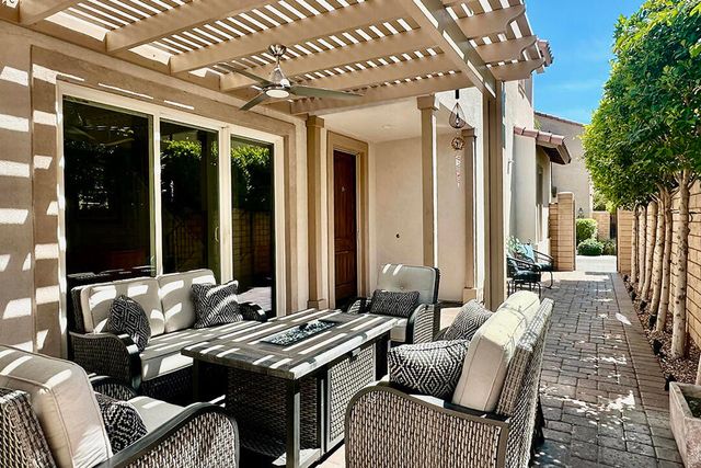 436 Tan Oak Drive, Palm Springs, CA 92262