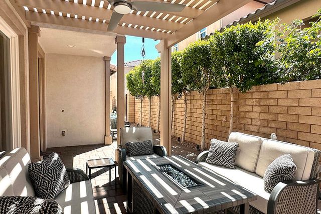 436 Tan Oak Drive, Palm Springs, CA 92262