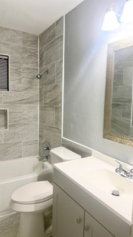 6918 Hirsch Road 6916, Houston, TX 77016