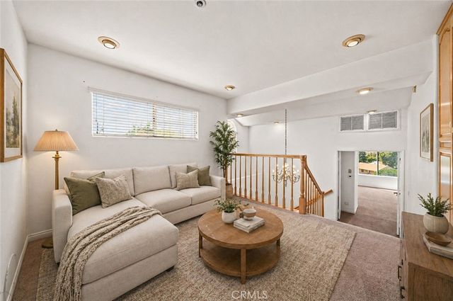 125 E Graves Avenue, Monterey Park, CA 91755