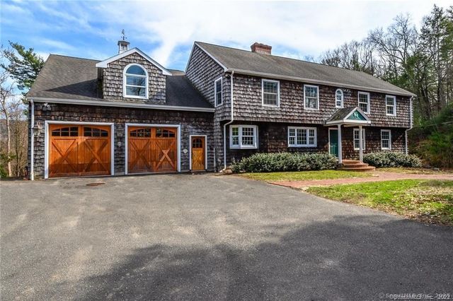 15 Sand Hill Road, Simsbury, CT 06089