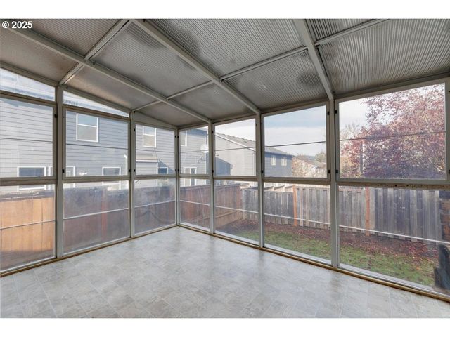 16225 Sw PALERMO Ln, Portland, OR 97223