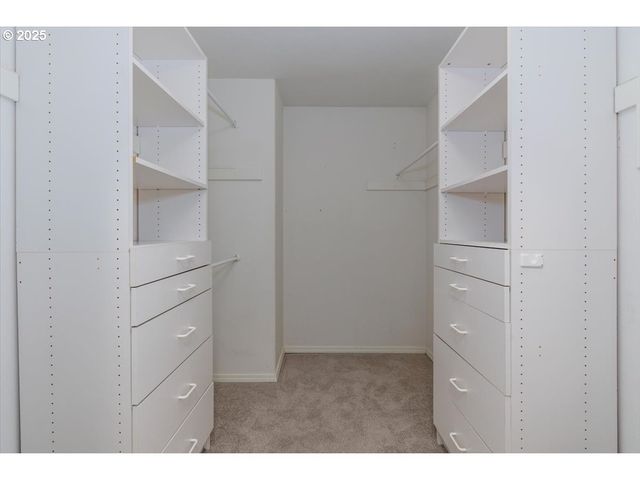 16225 Sw PALERMO Ln, Portland, OR 97223