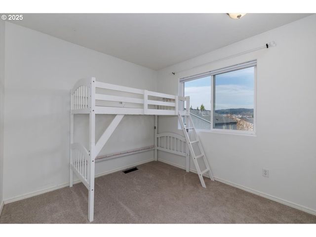 16225 Sw PALERMO Ln, Portland, OR 97223